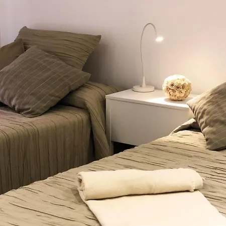 Apartman Purple&brown Coruna